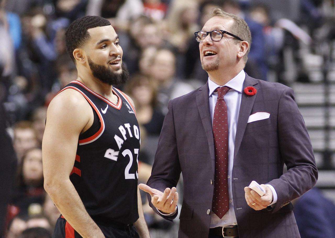 家的飞刀社 家的飞刀社