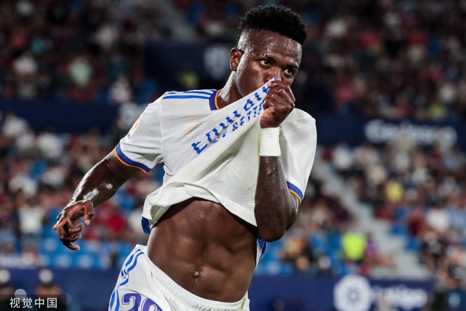 对于一名依 对于一名依