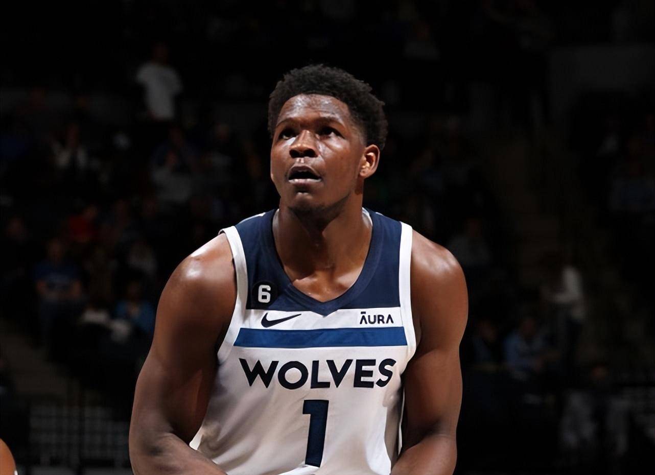 额转会费 额转会费