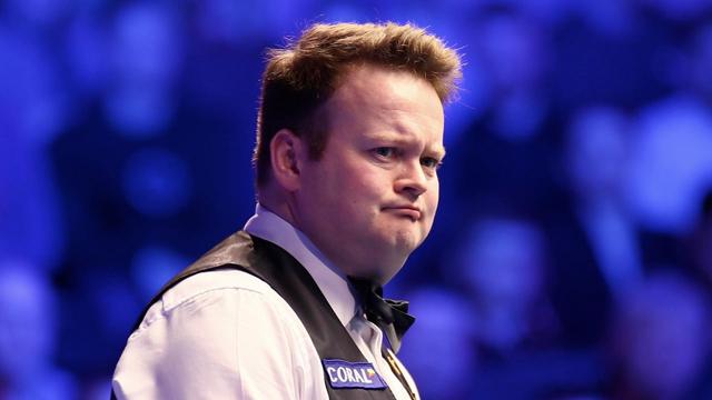 赛氛围里显 赛氛围里显